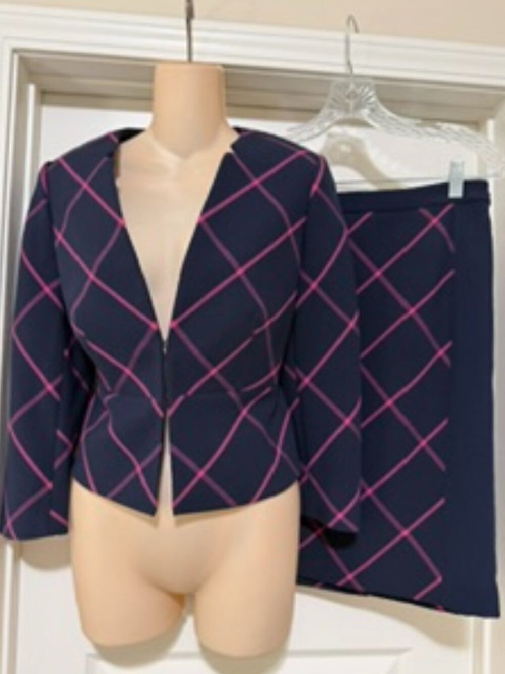 NWT The Limited Navy/Pink Windowpane Pencil Skirt Suit Small/4